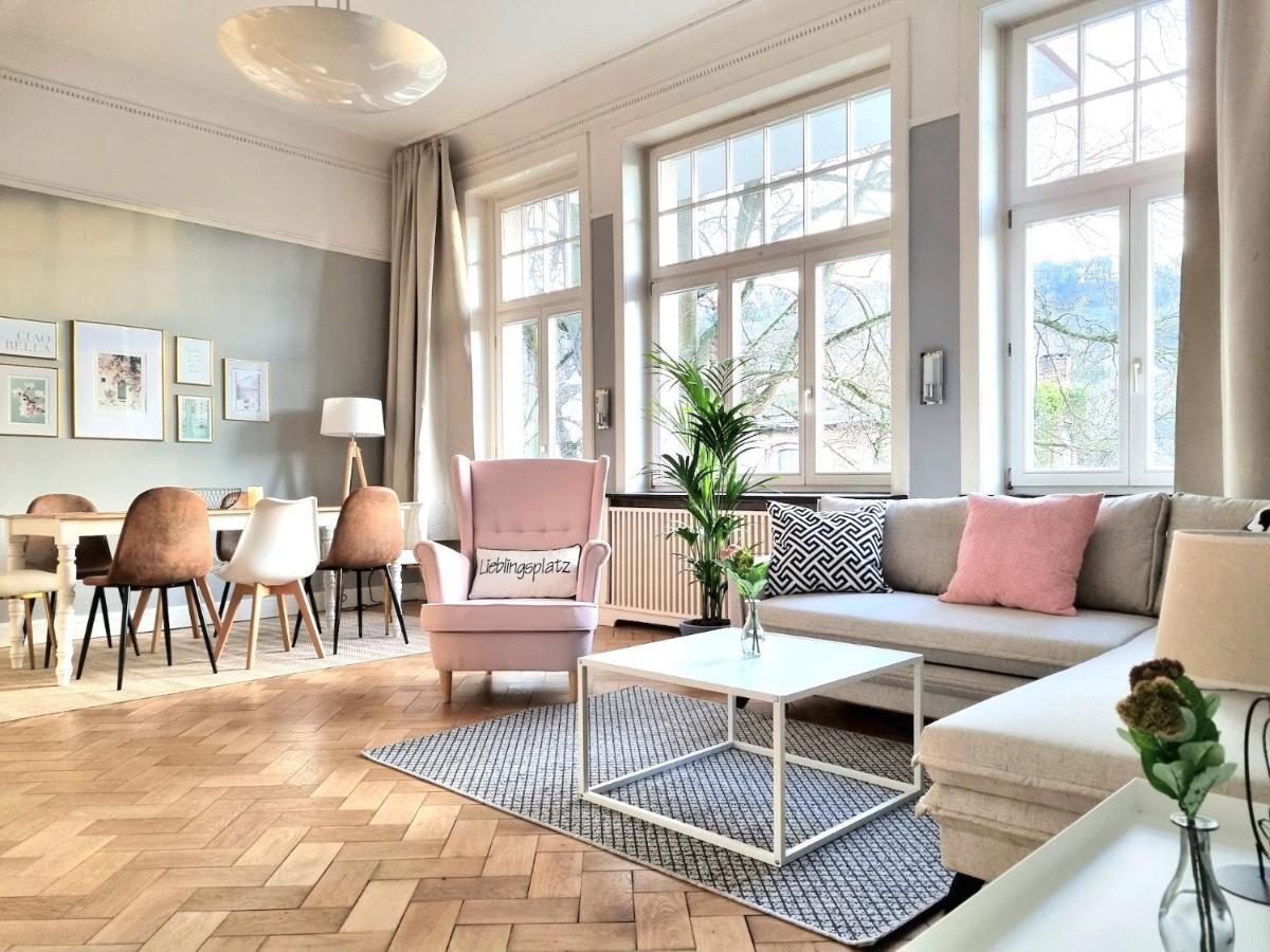 Charysma - Jugendstil Trifft Moderne, Schlafzimmer Mit Smart-Tv, Tischfussball, Darts, Parkplatz Хамелн Екстериор снимка