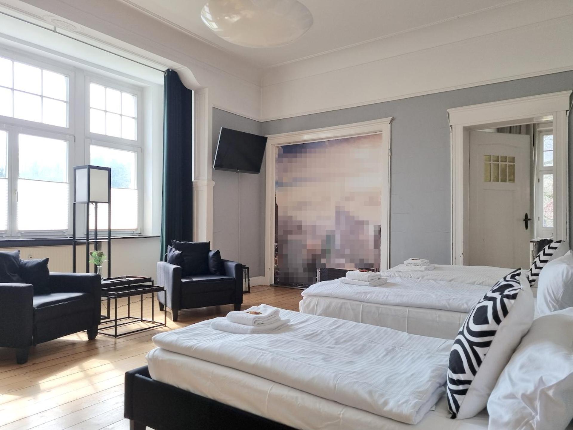 Charysma - Jugendstil Trifft Moderne, Schlafzimmer Mit Smart-Tv, Tischfussball, Darts, Parkplatz Хамелн Екстериор снимка